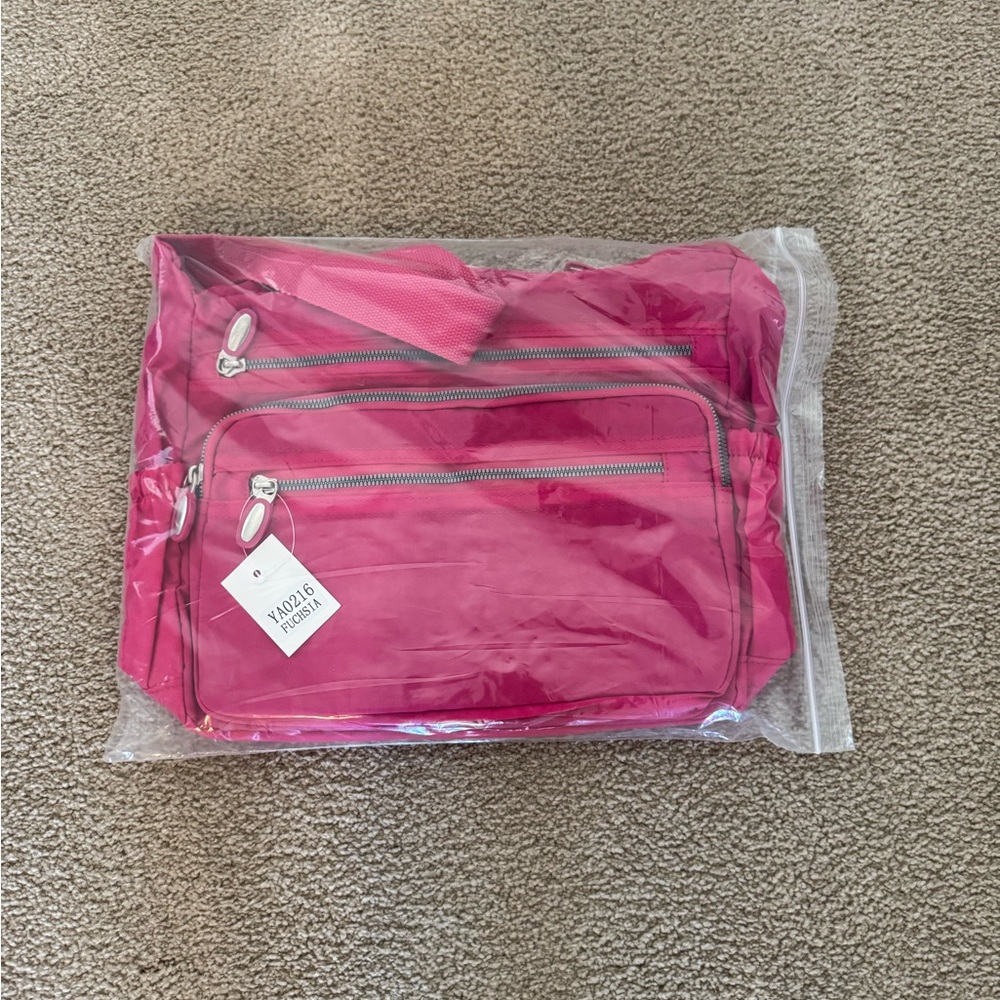 New Pink Nylon Crossbody Purse Bag Pockets Zippers Bright SIDE POCKETS - Picture 3 of 13